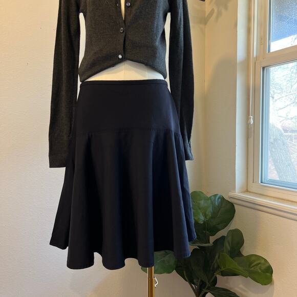 Marc Jacobs Black Wool Blend Low Rise A Line Ruffle Skirt Size 6 - Picture 8 of 11